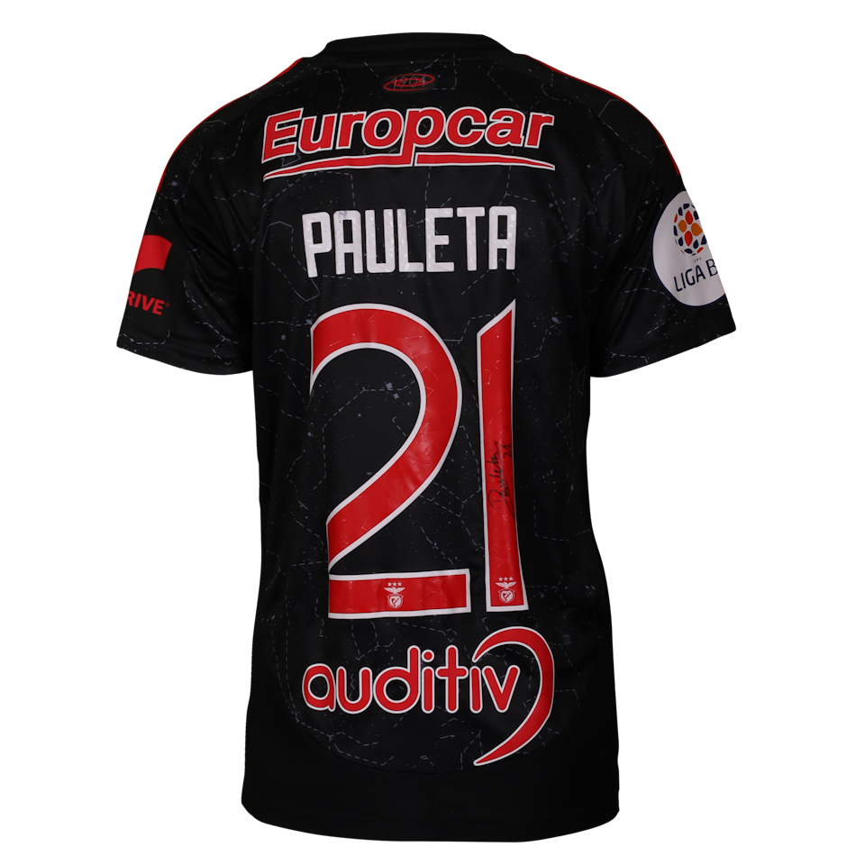 Paula Domínguez Encinas SL Benfica W shirt