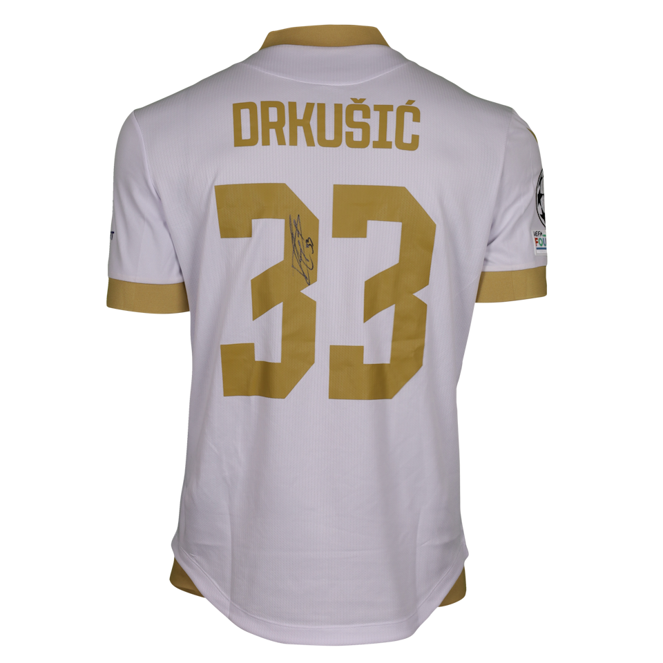 Vanja Drkusic FK Crvena zvezda shirt