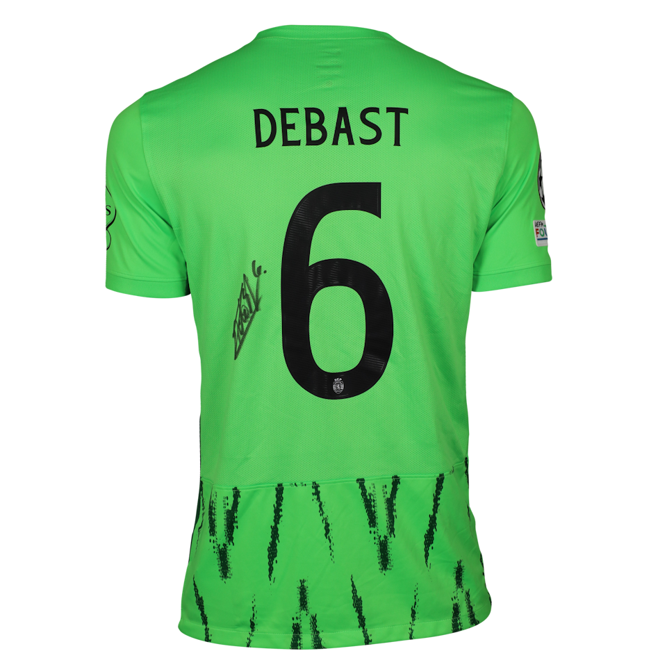 Zeno Debast Sporting CP shirt