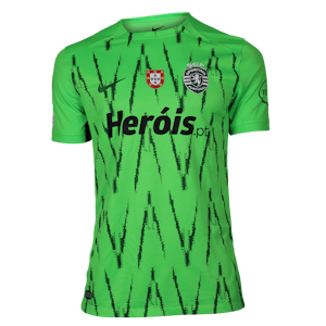 Zeno Debast Sporting CP shirt