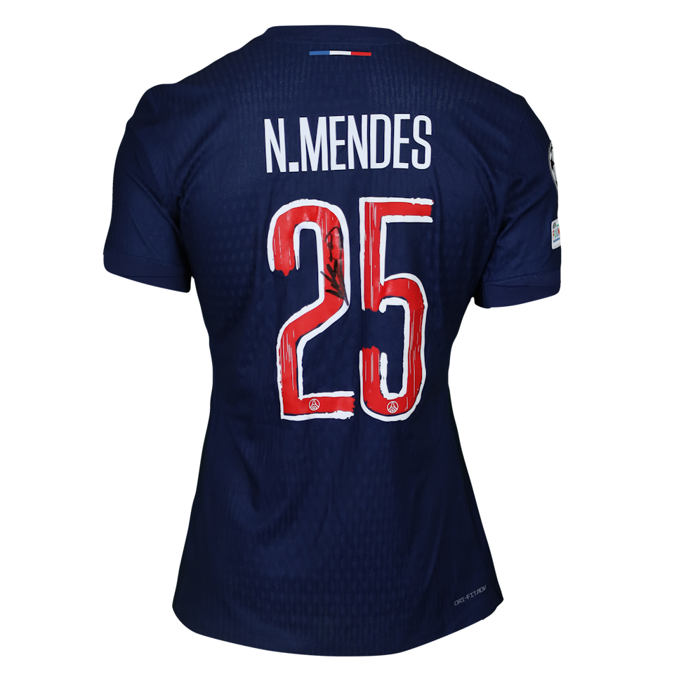 Nuno Mendes Paris Saint-Germain forması