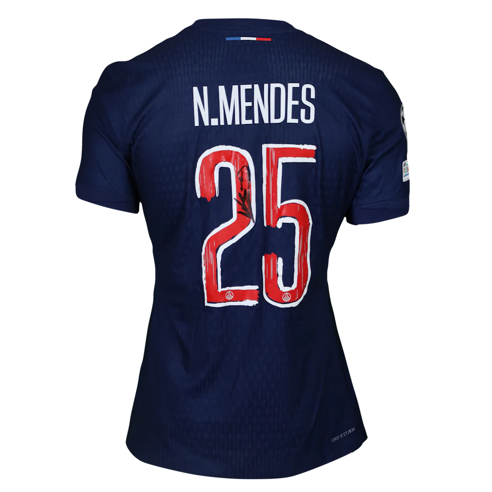 Shirt van Nuno Mendes Paris Saint-Germain