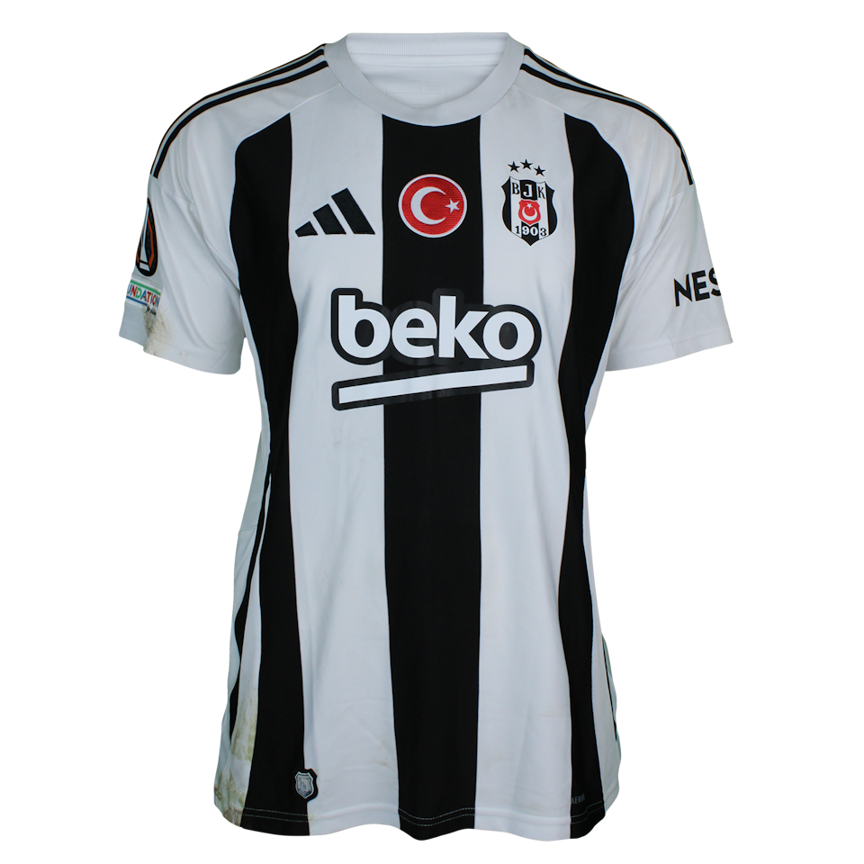 Cher Ndour Beşiktaş JK forması
