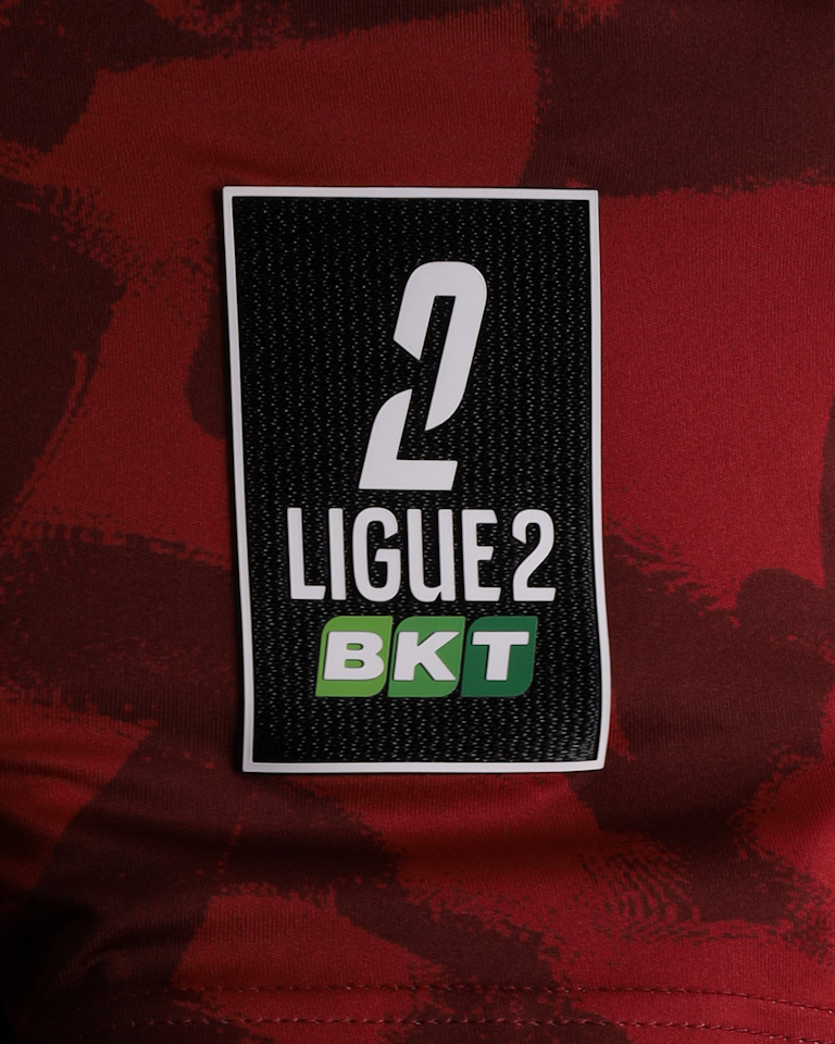 Josué Tiendrebeogo FC Annecy shirt
