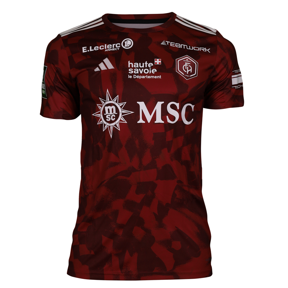Josué Tiendrebeogo FC Annecy shirt