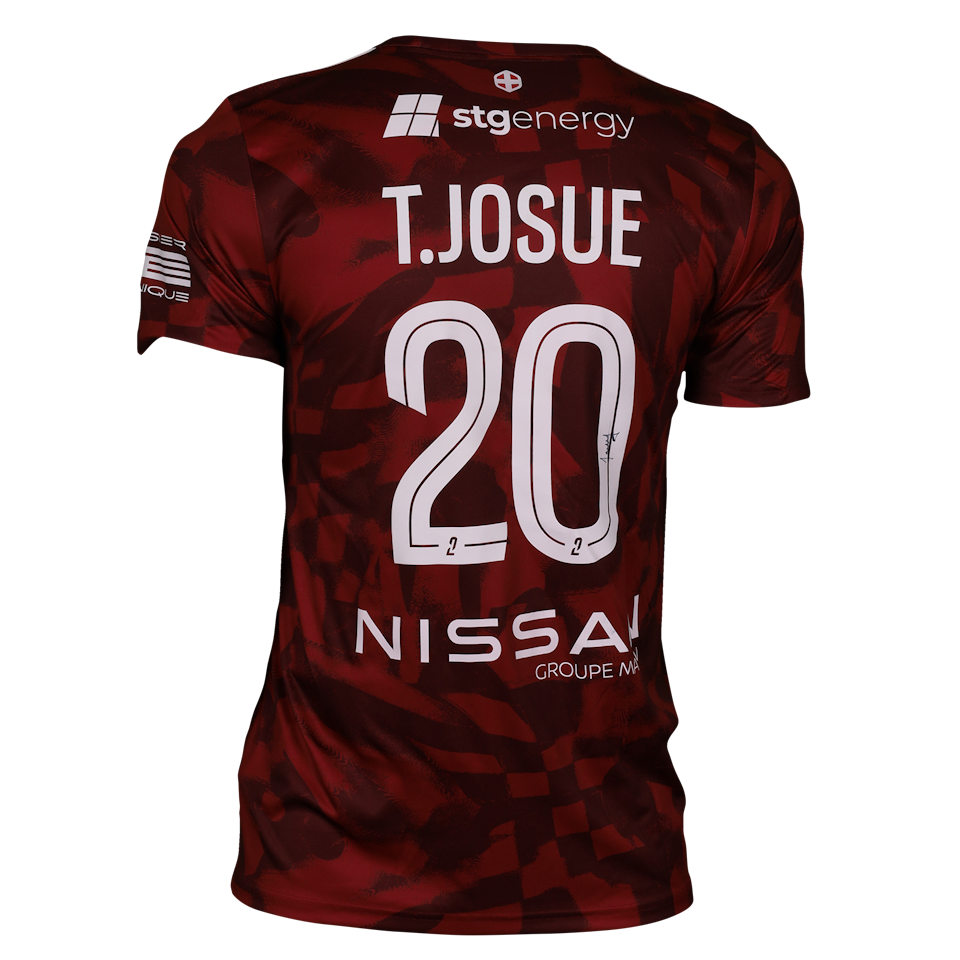 Josué Tiendrebeogo FC Annecy shirt