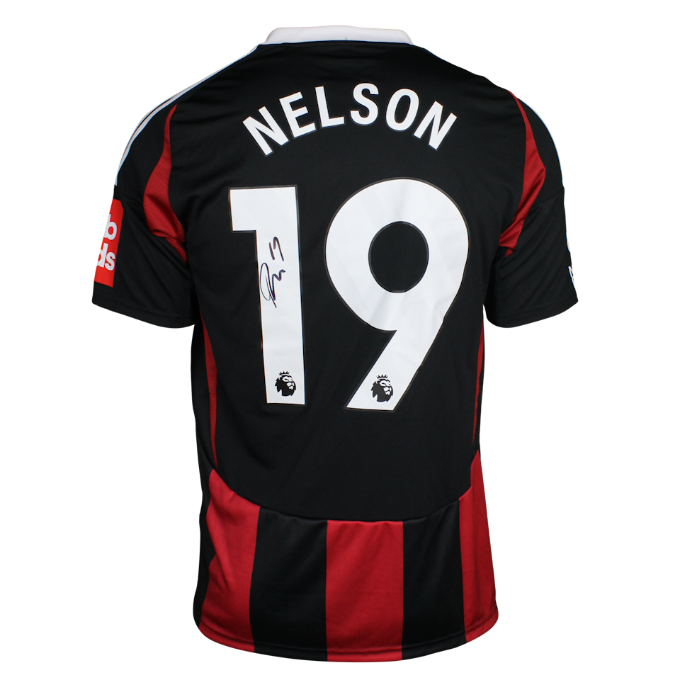 Reiss Nelson Fulham jersey