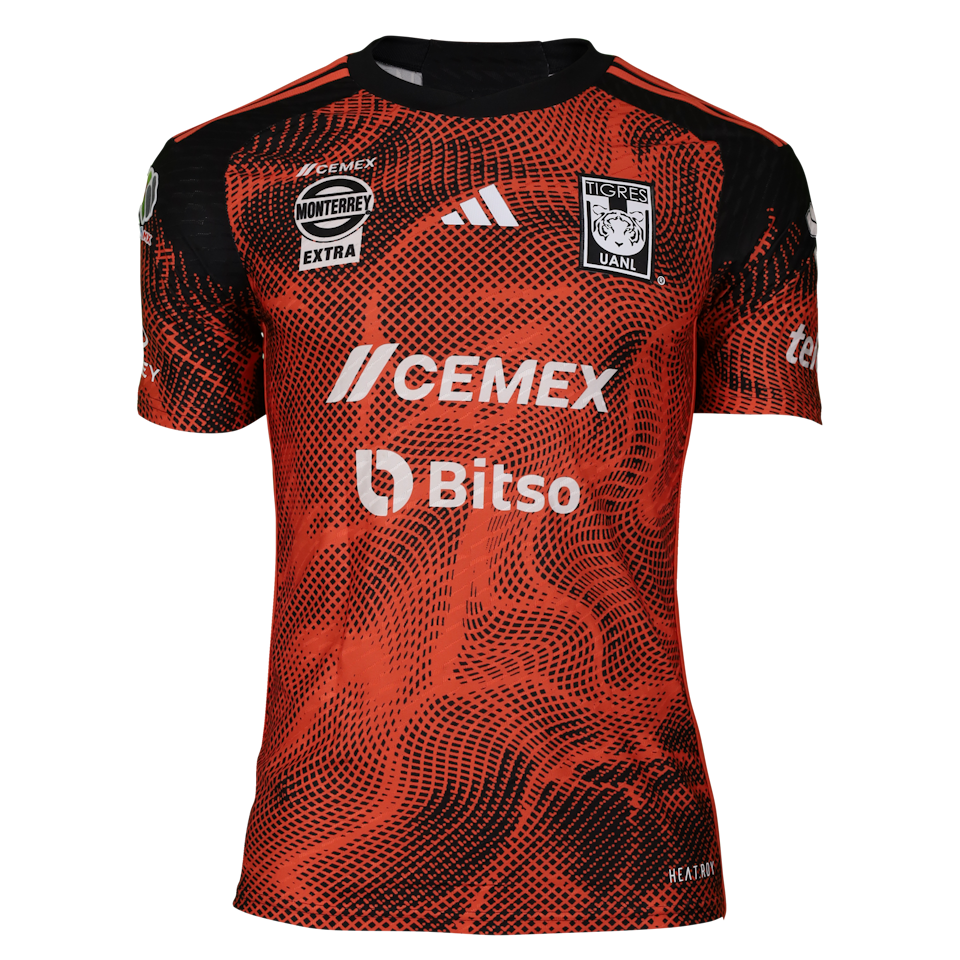 Sebastián Córdova  Tigres UANL shirt