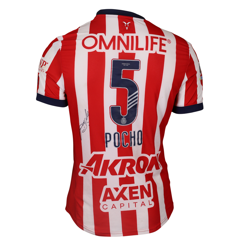 Víctor Guzmán Chivas Guadalajara shirt