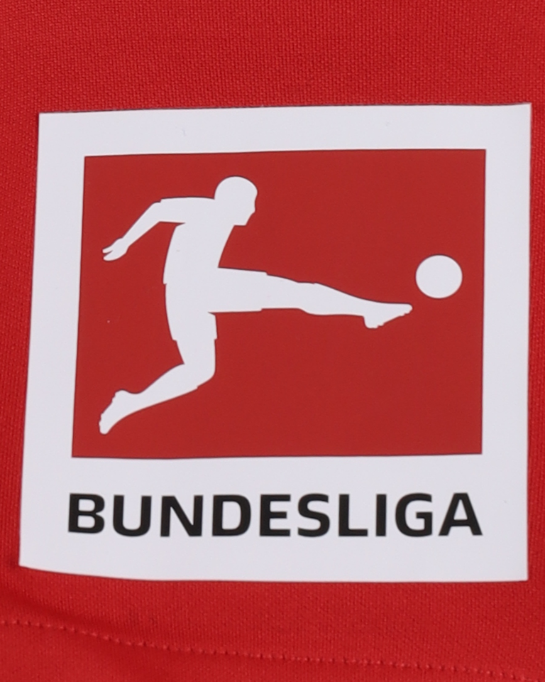 Jean Matteo Bahoya Eintracht Frankfurt shirt