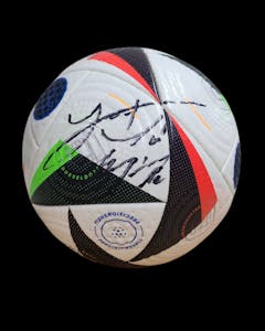 Match Scored Ball '74 - Heo Yool 허율