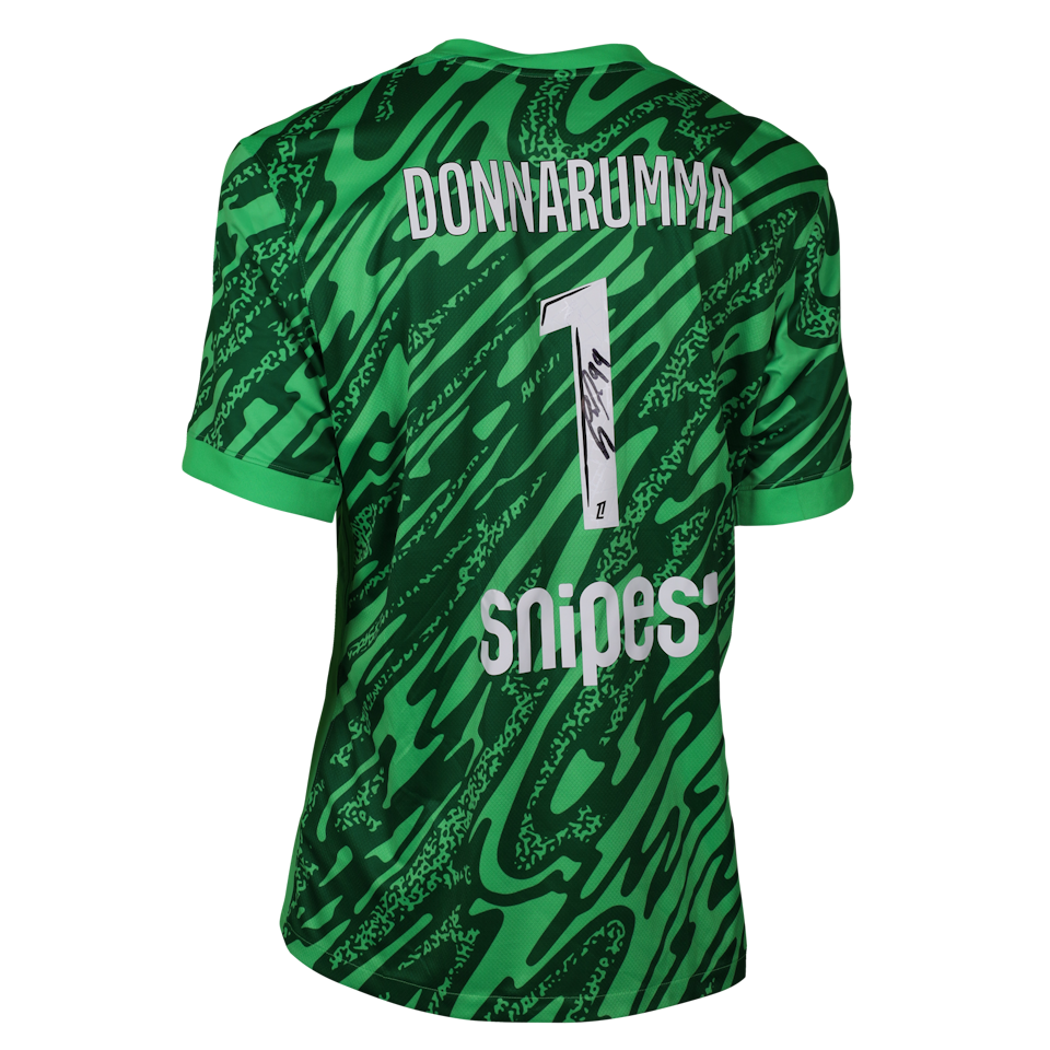 Gianluigi Donnarumma Paris Saint-Germain shirt