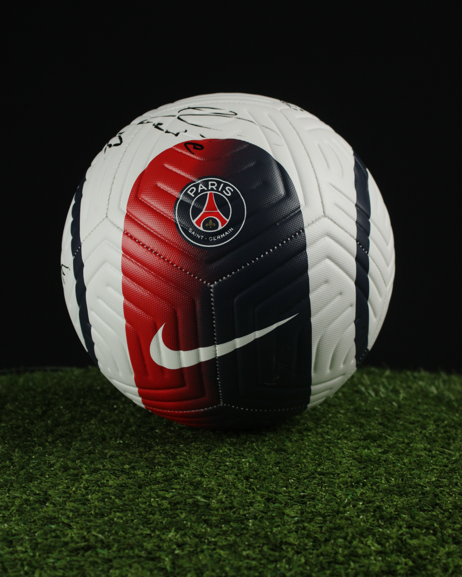 メッシのネーム、背番号入・PSG・L（USサイズ） ・新品未使用 メッシのネーム、背番号入・PSG・L（USサイズ） ・新品未使用