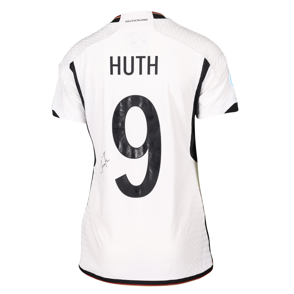 Svenja Huth | Germany W