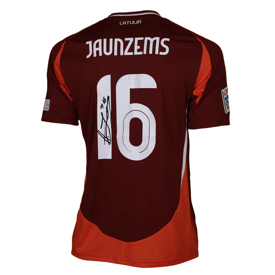 来自Latvia的Alvis Jaunzems球衣