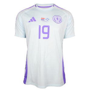 Kevin Nisbet Scotland jersey