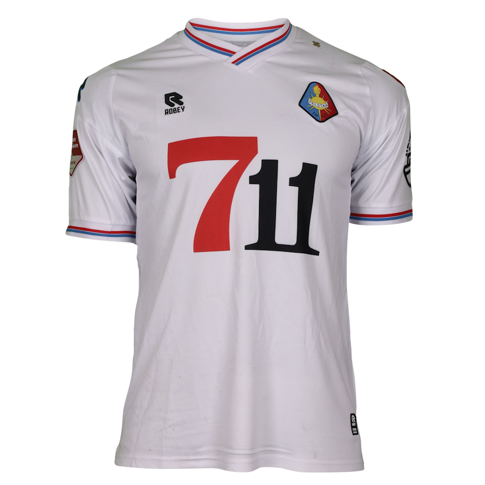 Shirt van Soufiane Hetli Telstar