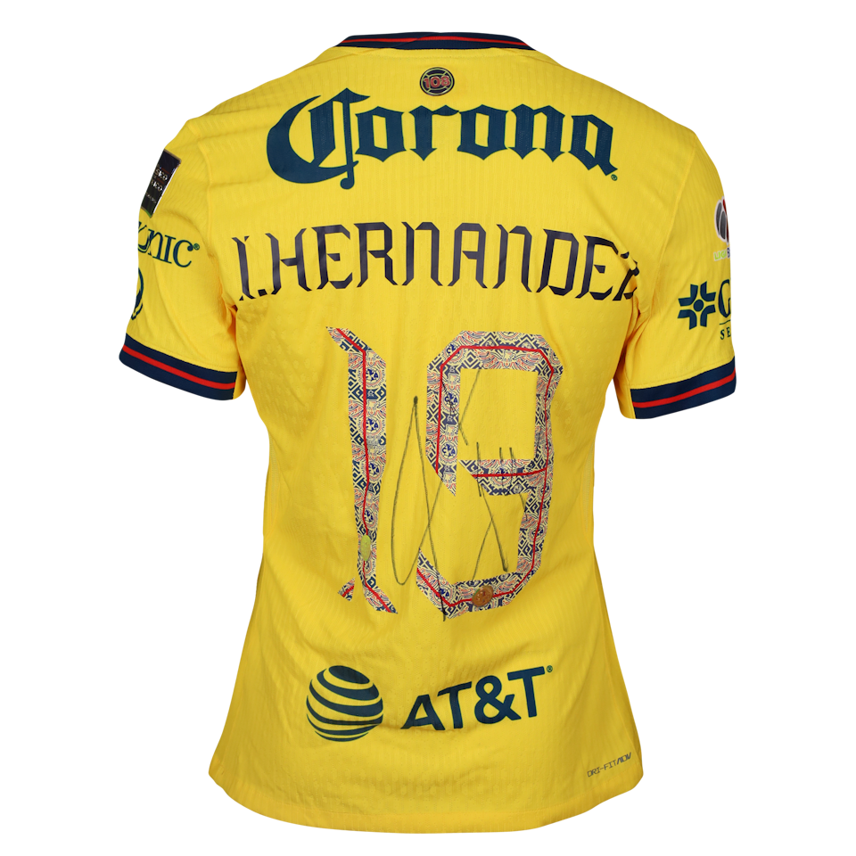 Illian Hernandez Vargas Club América shirt