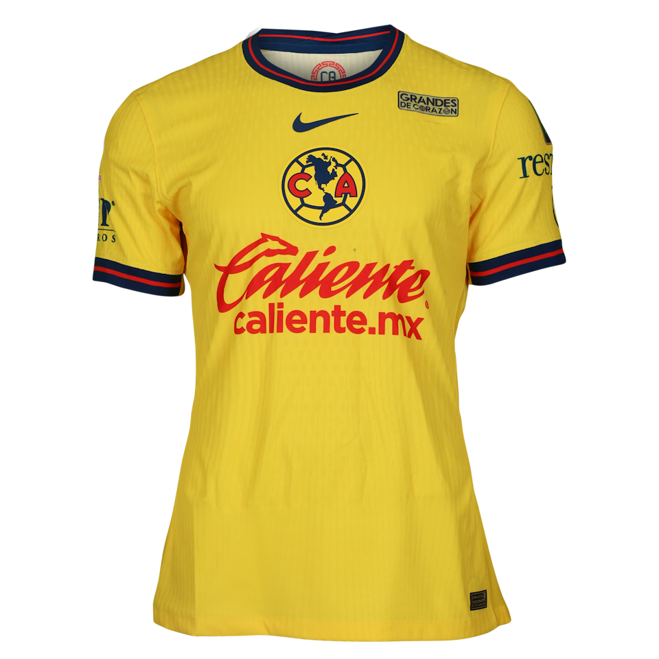 Illian Hernandez Vargas Club América shirt