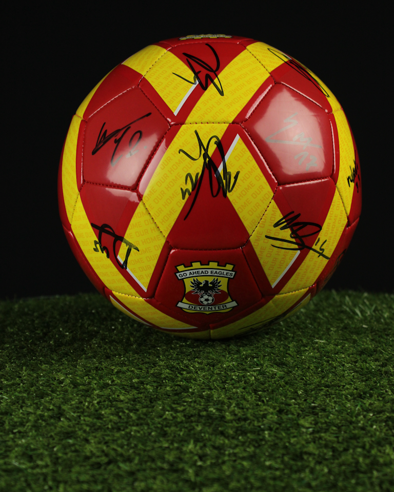 Go Ahead Eagles - Squad Signed Ball -2