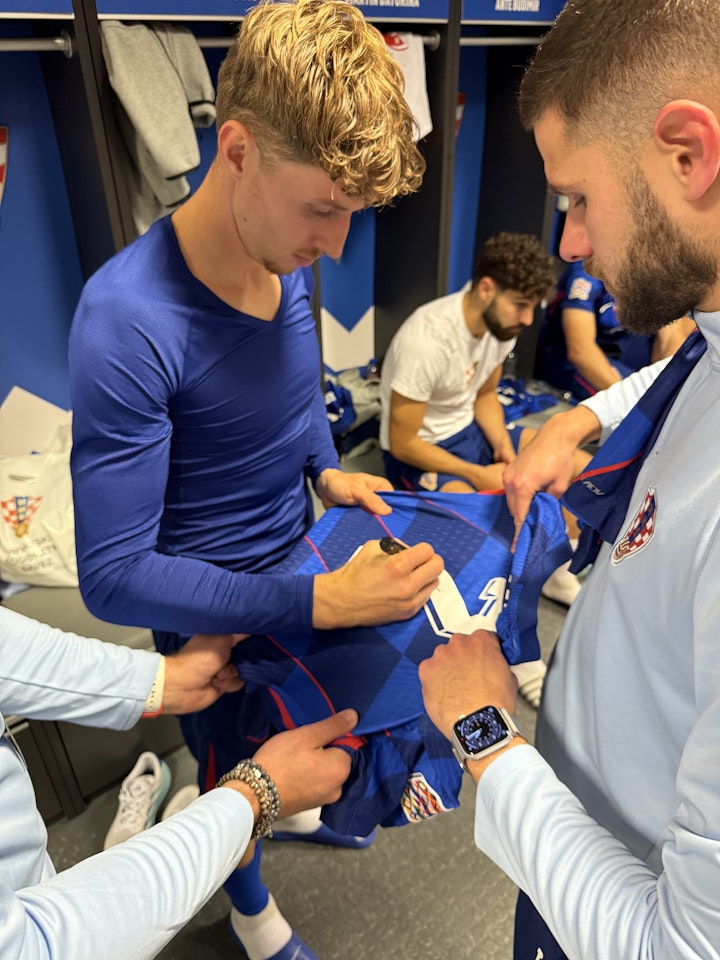 Kristijan Jakić Croatia shirt