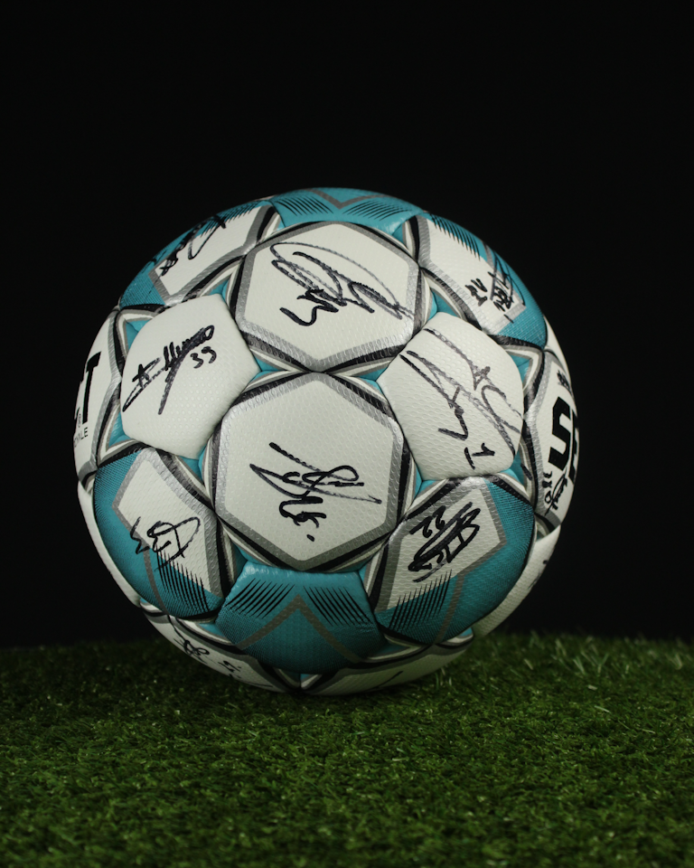 OH Leuven | Squad Signed Ball | 2022/23 