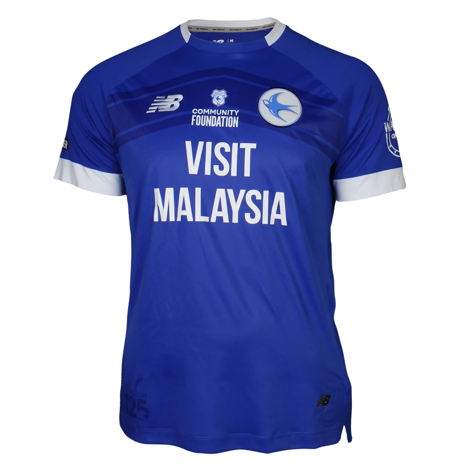 来自Cardiff City FC的Ollie Tanner球衣