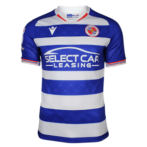 Adrian Akande Reading jersey