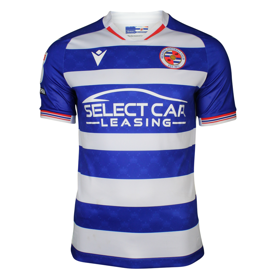 Adrian Akande Reading jersey