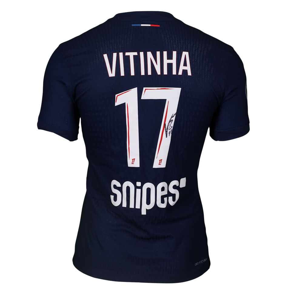 Vitinha Paris Saint-Germain forması