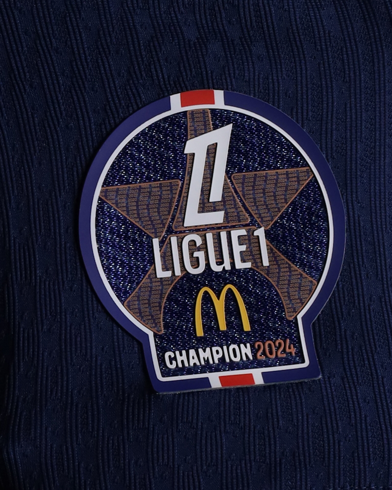 Senny Mayulu Paris Saint-Germain shirt