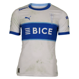 Cristian Cuevas Universidad Católica jersey