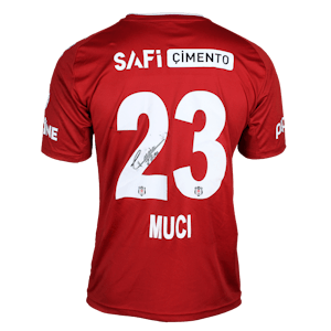 Ernest Muçi Beşiktaş JK shirt