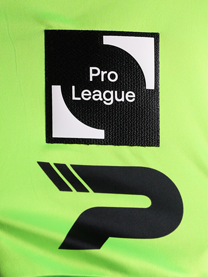 Ennio van der Gouw SV Zulte Waregem jersey