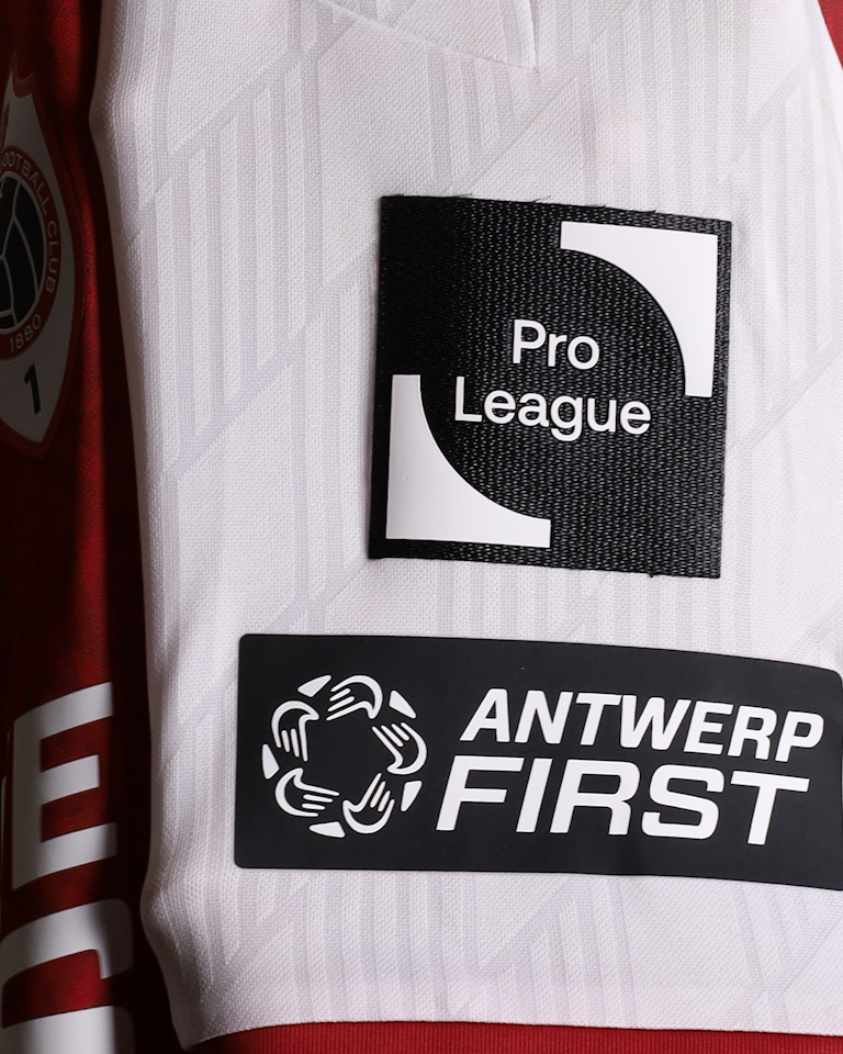 Milan Smits Royal Antwerp FC shirt