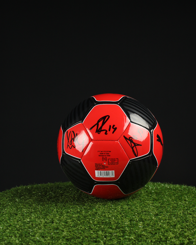 AC Milan | Squad Signed Ball - 1