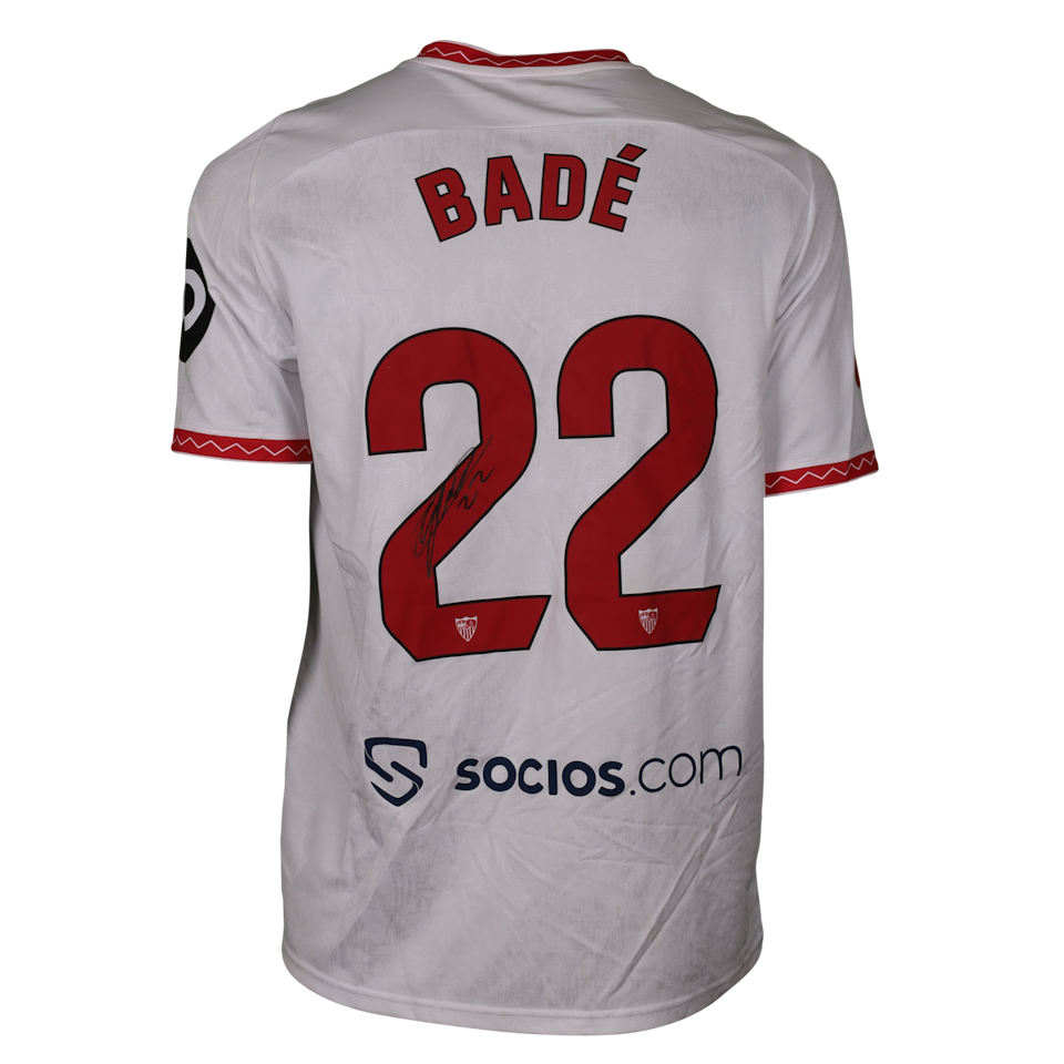 Loïc Badé Sevilla FC forması