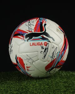 Getafe CF | Squad Signed Ball 