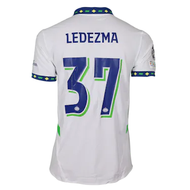 来自PSV的Richard Ledezma球衣