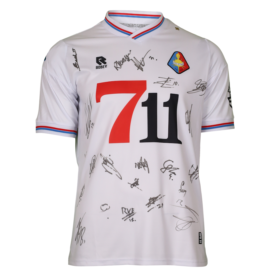 Squad Signed Shirt | Telstar