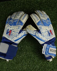 Robin Roefs | Goalkeeper Gloves 