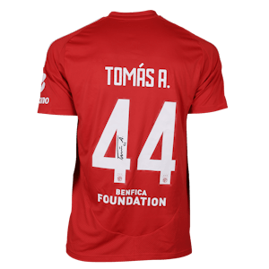 Tomás Araújo SL Benfica shirt