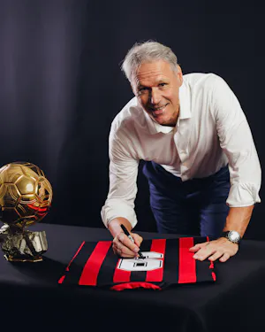 Van Basten Signed - AC Milan 88/89