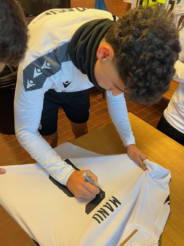Manuel Jorge Silva Vitória SC shirt