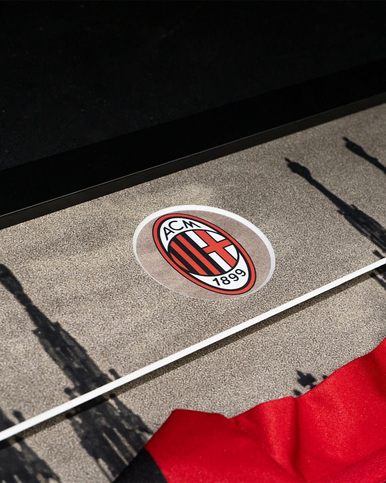 The Dutch Trio Signed - AC Milan’s Masterpiece