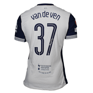 Mickey van de Ven Tottenham Hotspur shirt