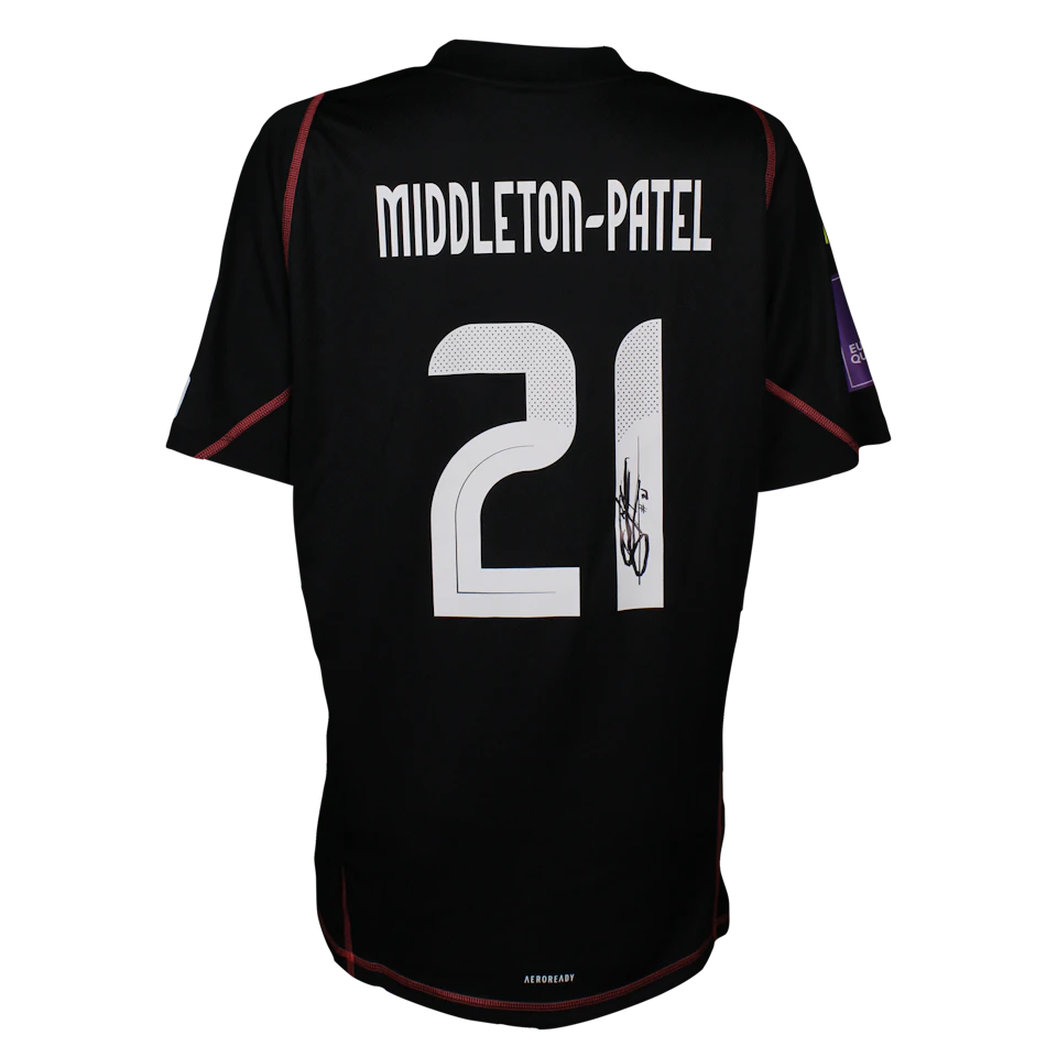 Wales W-Trikot von Safia Middleton-Patel