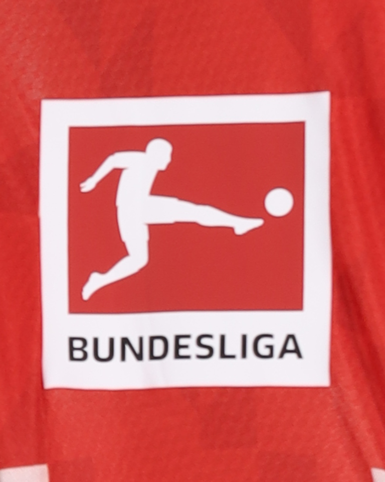 Jonathan Burkardt Mainz 05 shirt