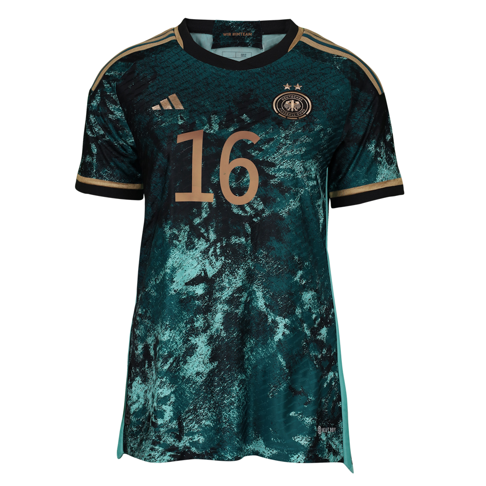 Linda Dallmann Germany W shirt