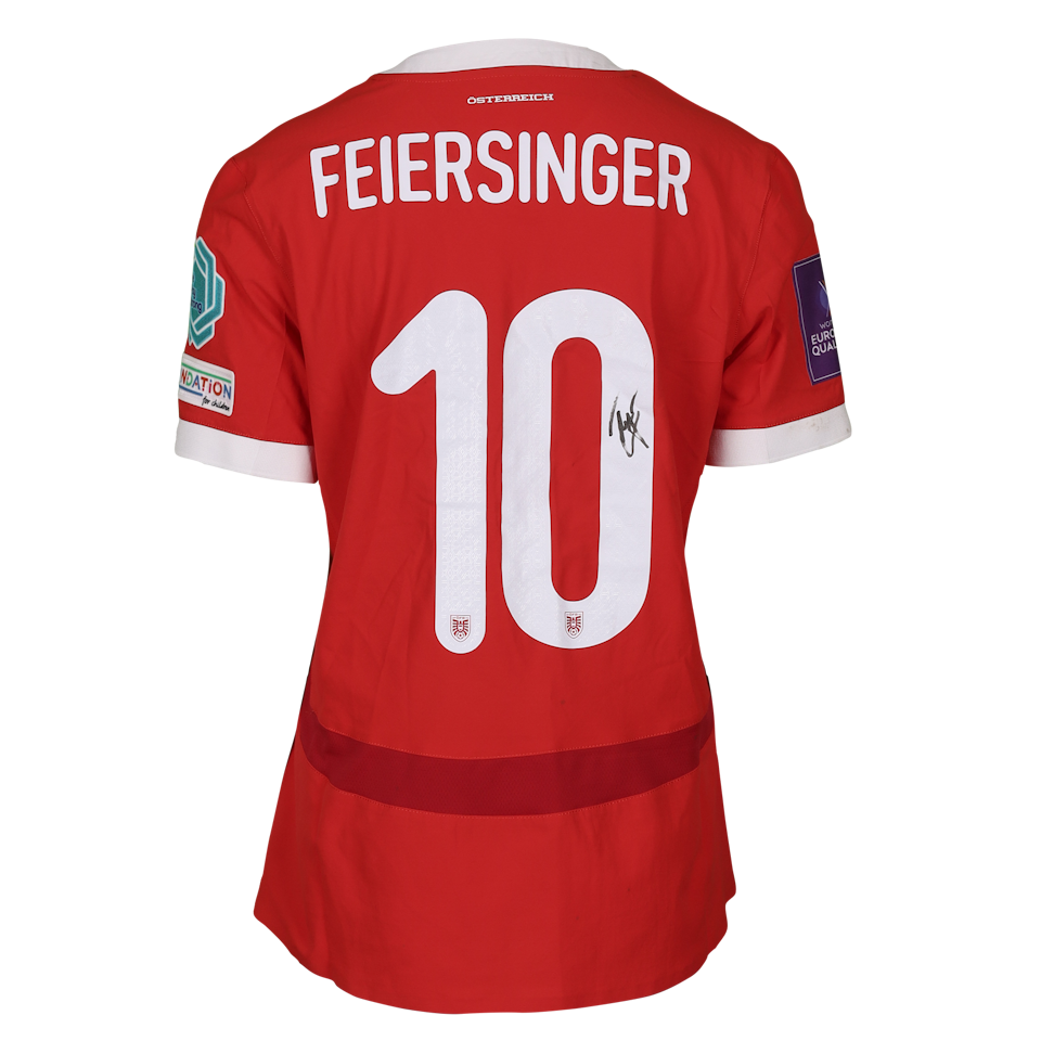 Shirt van Laura Feiersinger Austria W